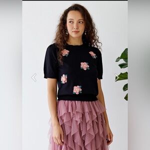 Tahari Black Pink Daisy Crochet Embroidered Flowers Short Sleeve Sweater Cottage